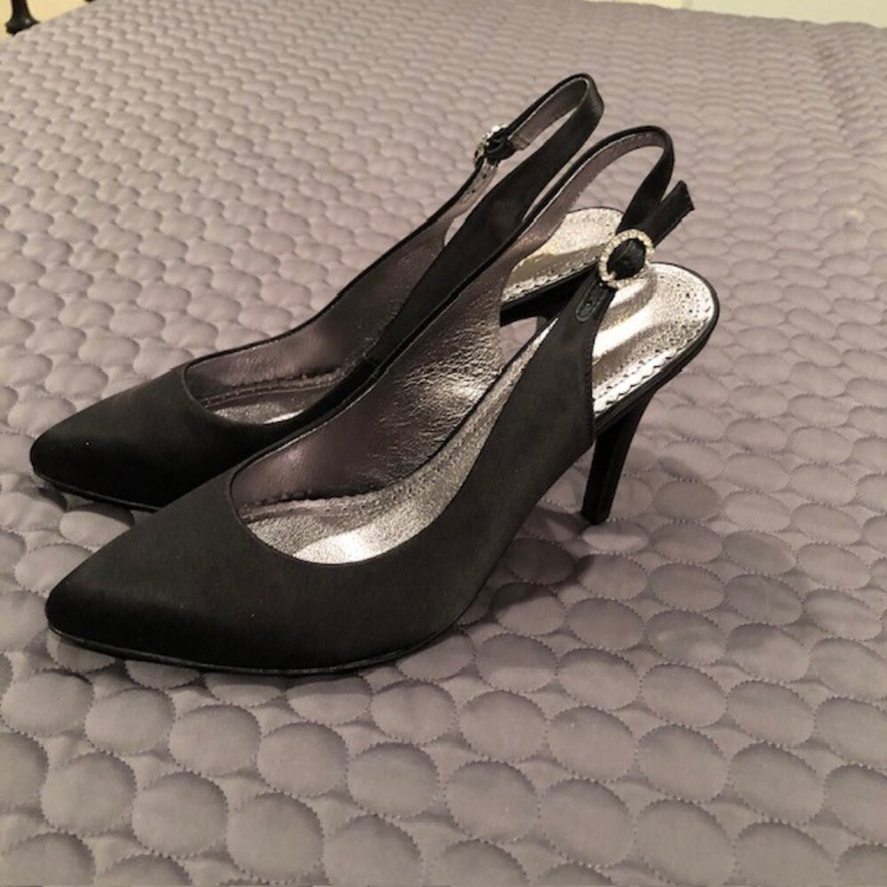 BROOKS BROTHERS Black Satin High Heels Crystal Buckle Unworn Black Tie Size 8